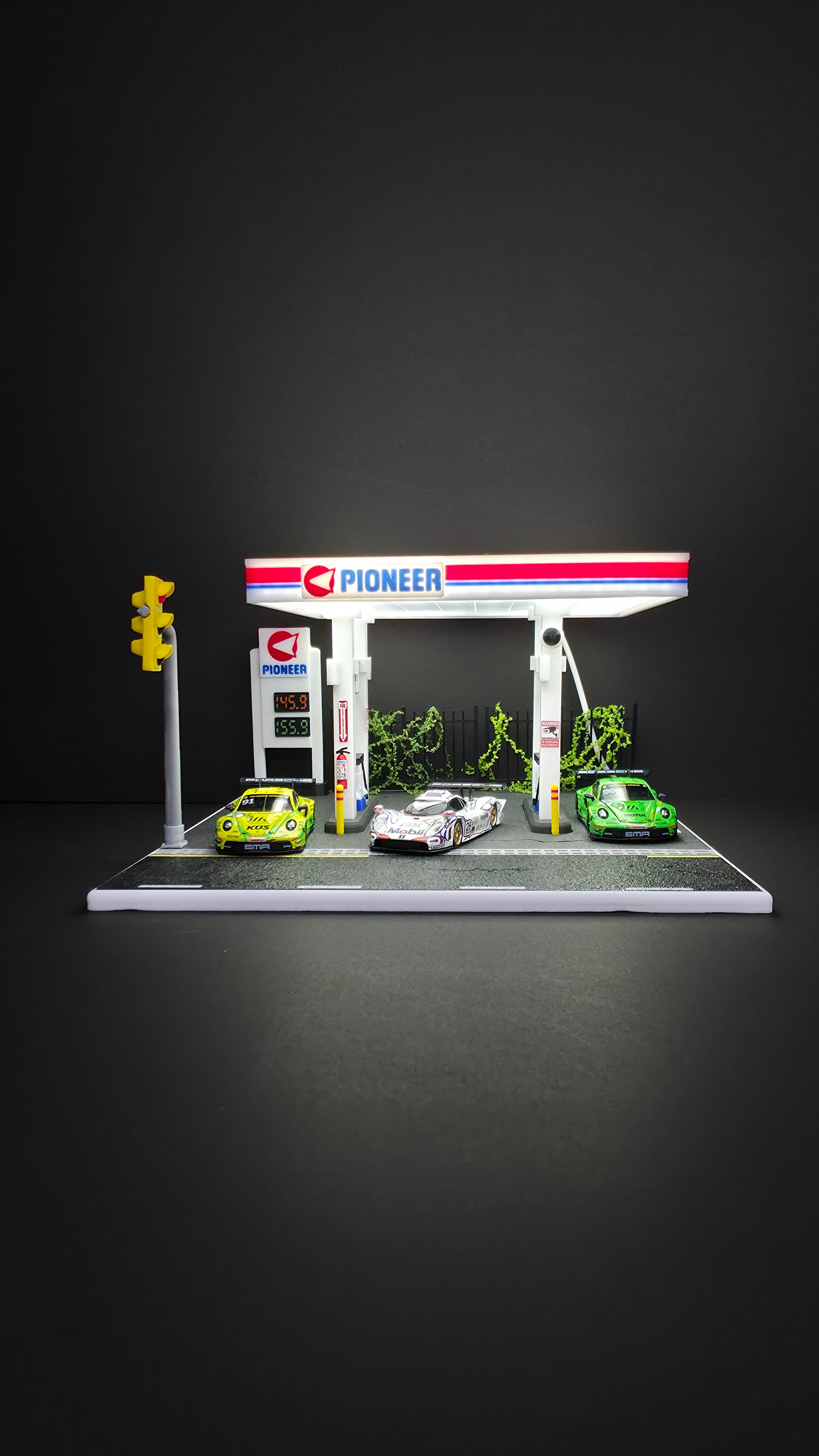 1:64 Pioneer Gas Station Diorama