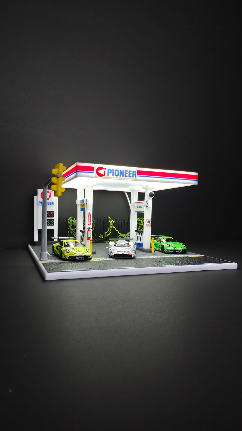 1:64 Pioneer Gas Station Diorama