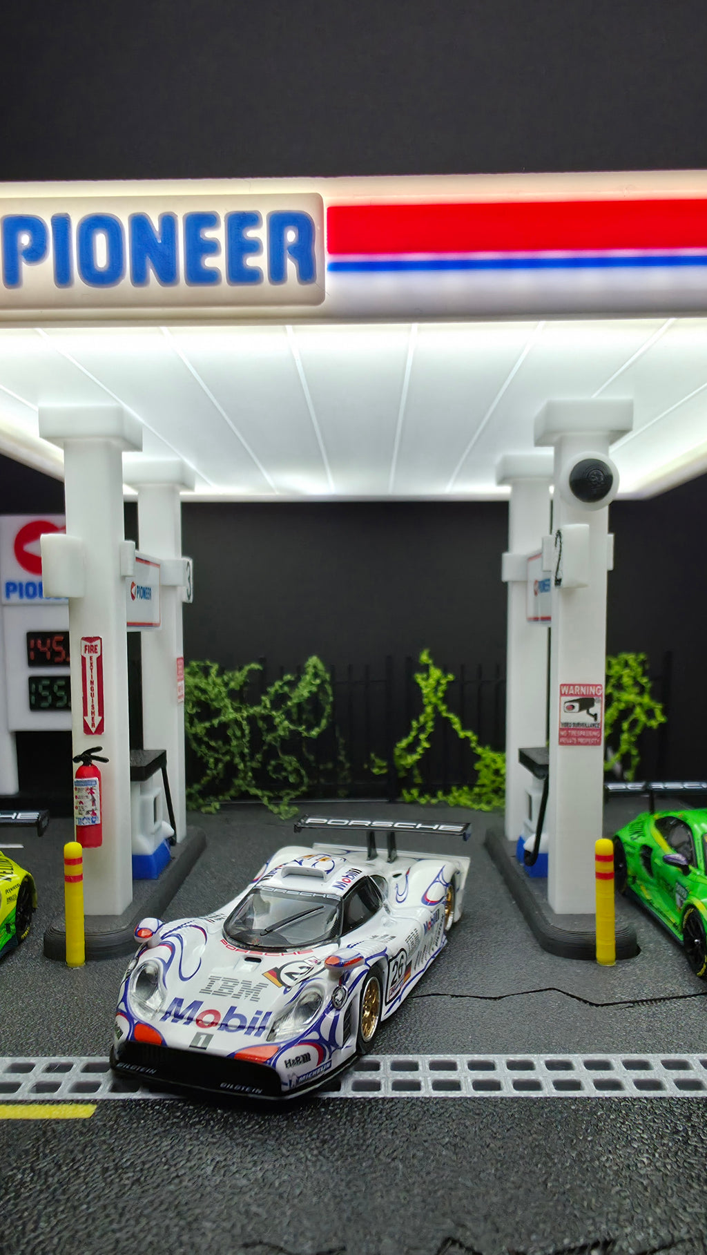 1:64 Pioneer Gas Station Diorama