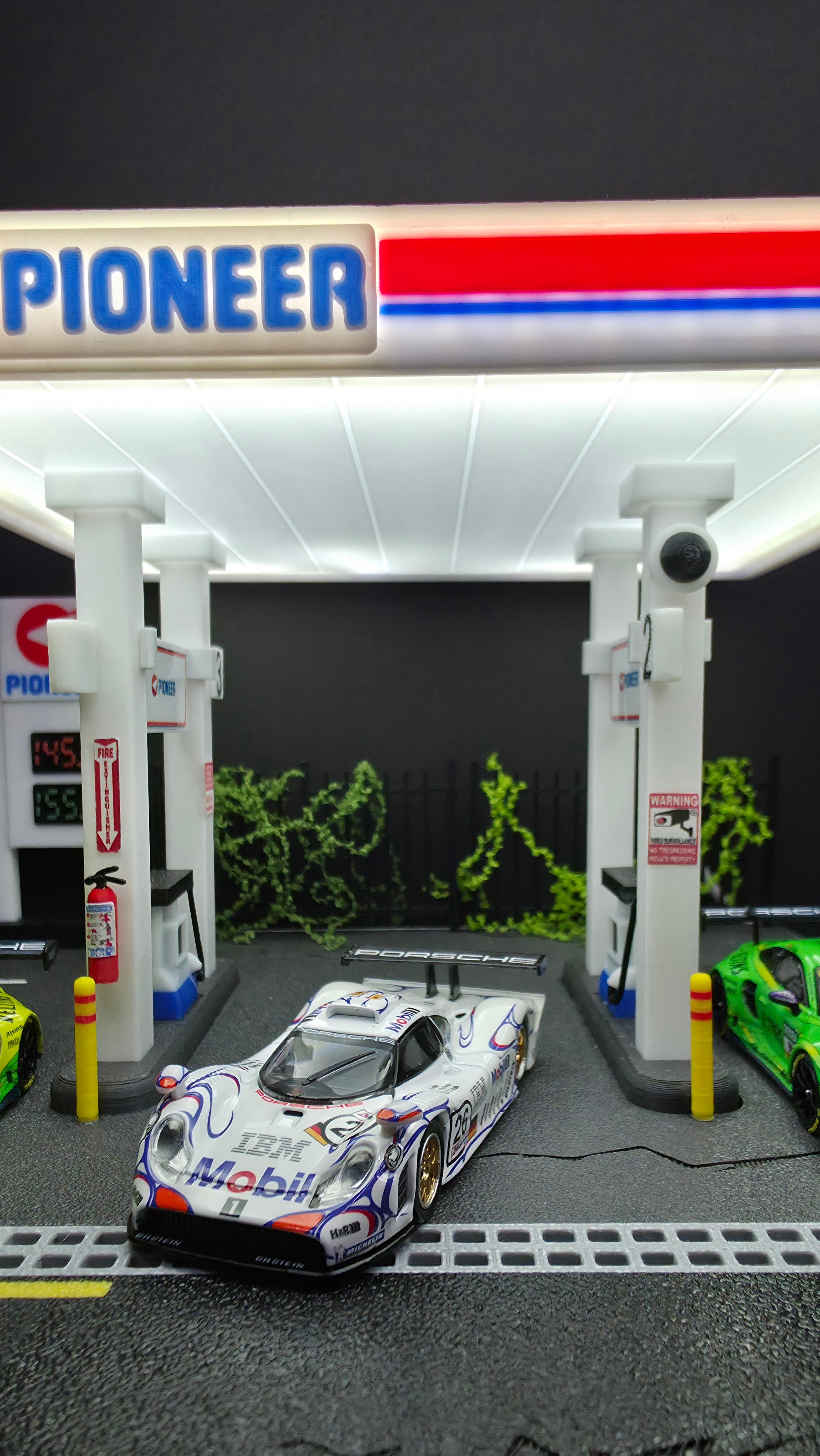 1:64 Pioneer Gas Station Diorama