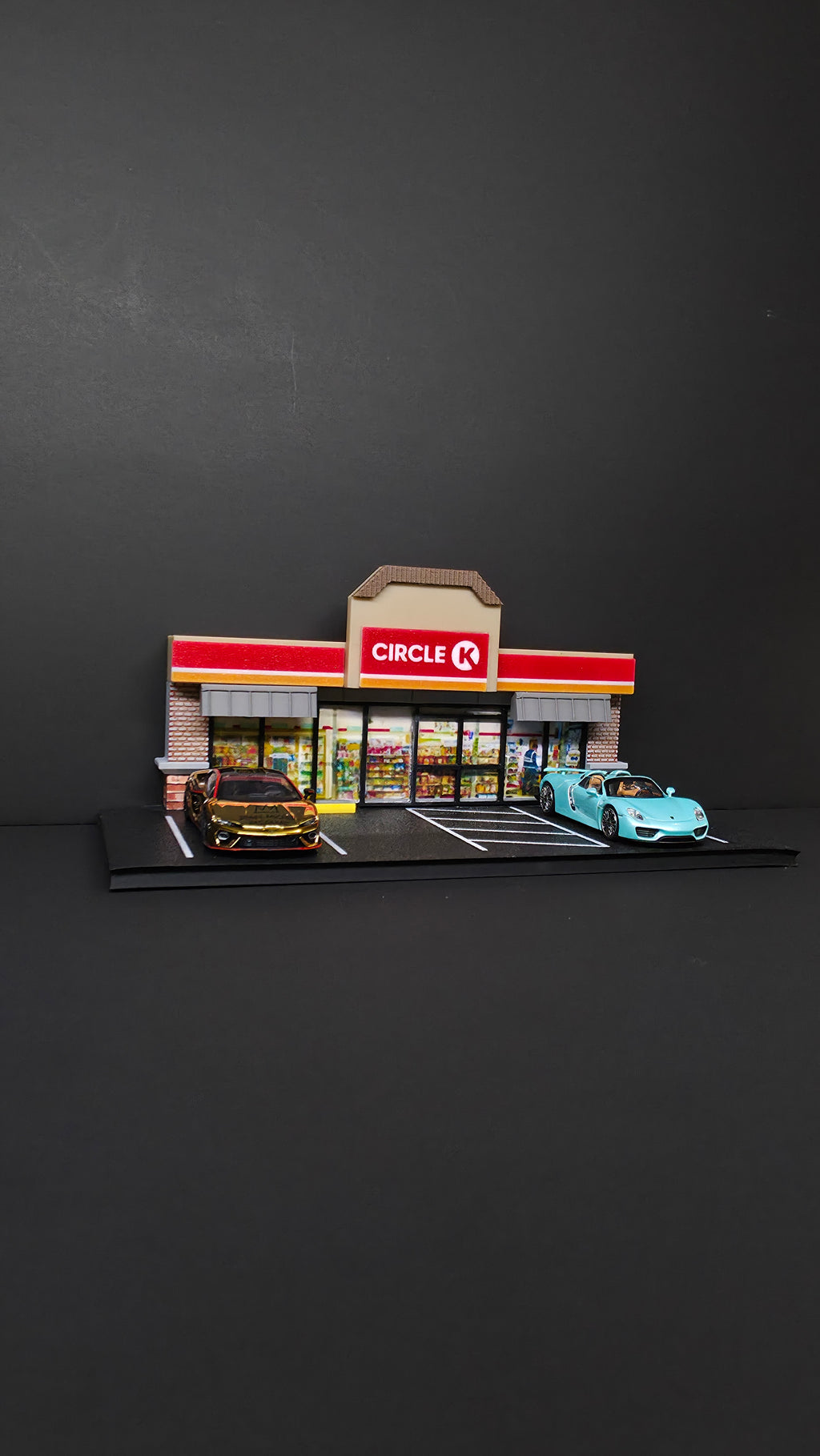 1:64 Scaled Circle K Storefront