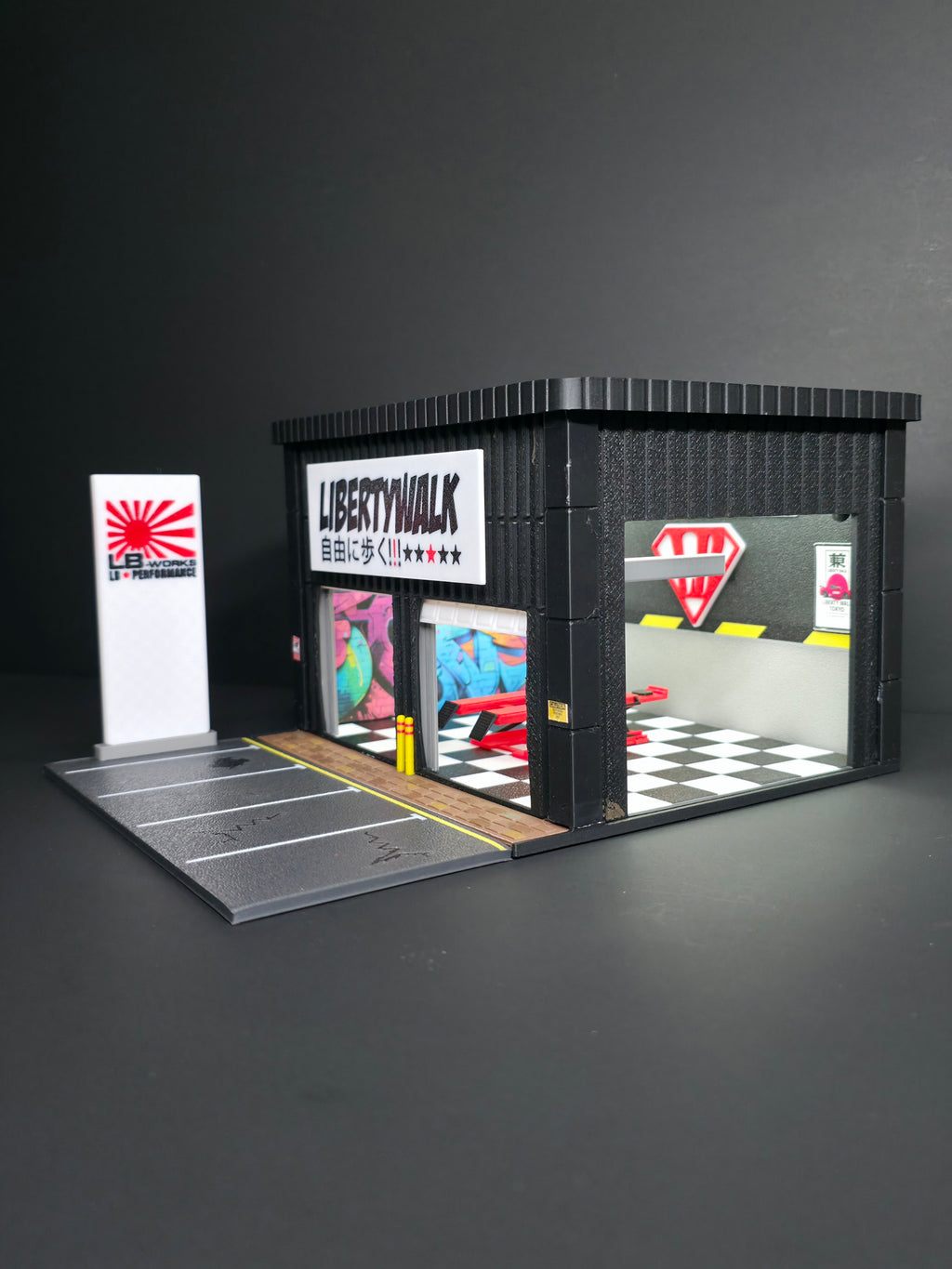 1:64 Liberty Walk Garage Diorama