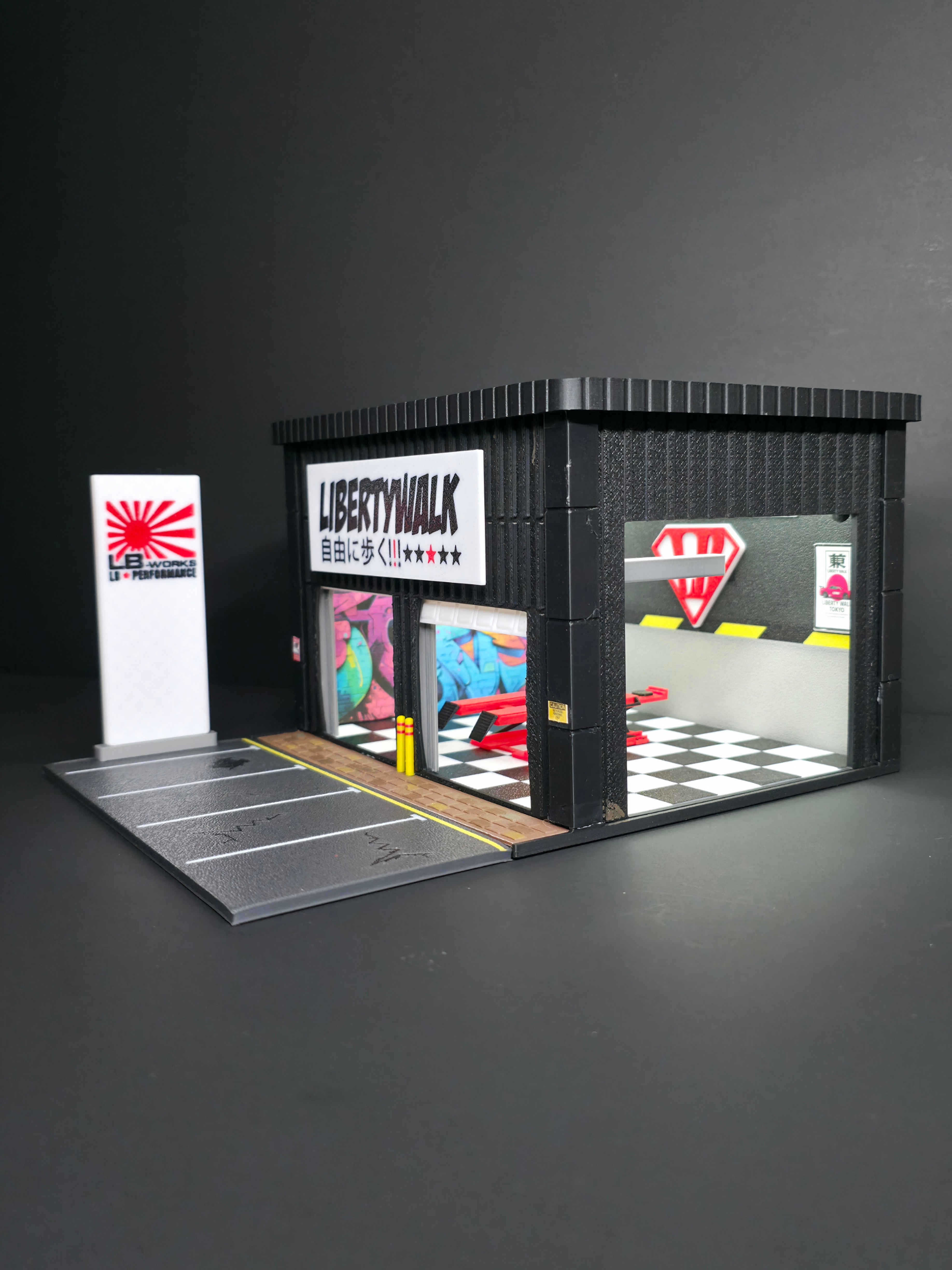 1:64 Liberty Walk Garage Diorama